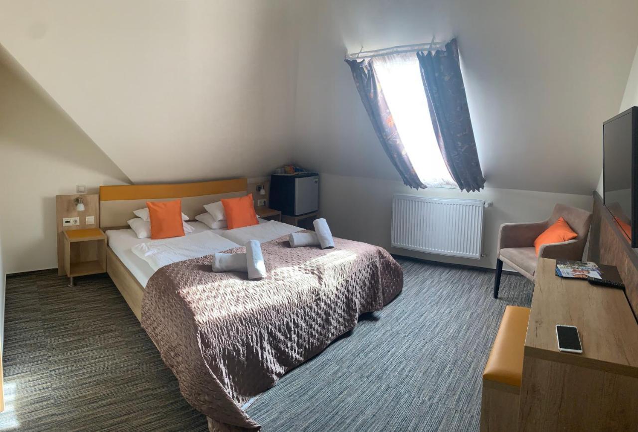 Hotel Dolce Vita Balatonkenese Dış mekan fotoğraf